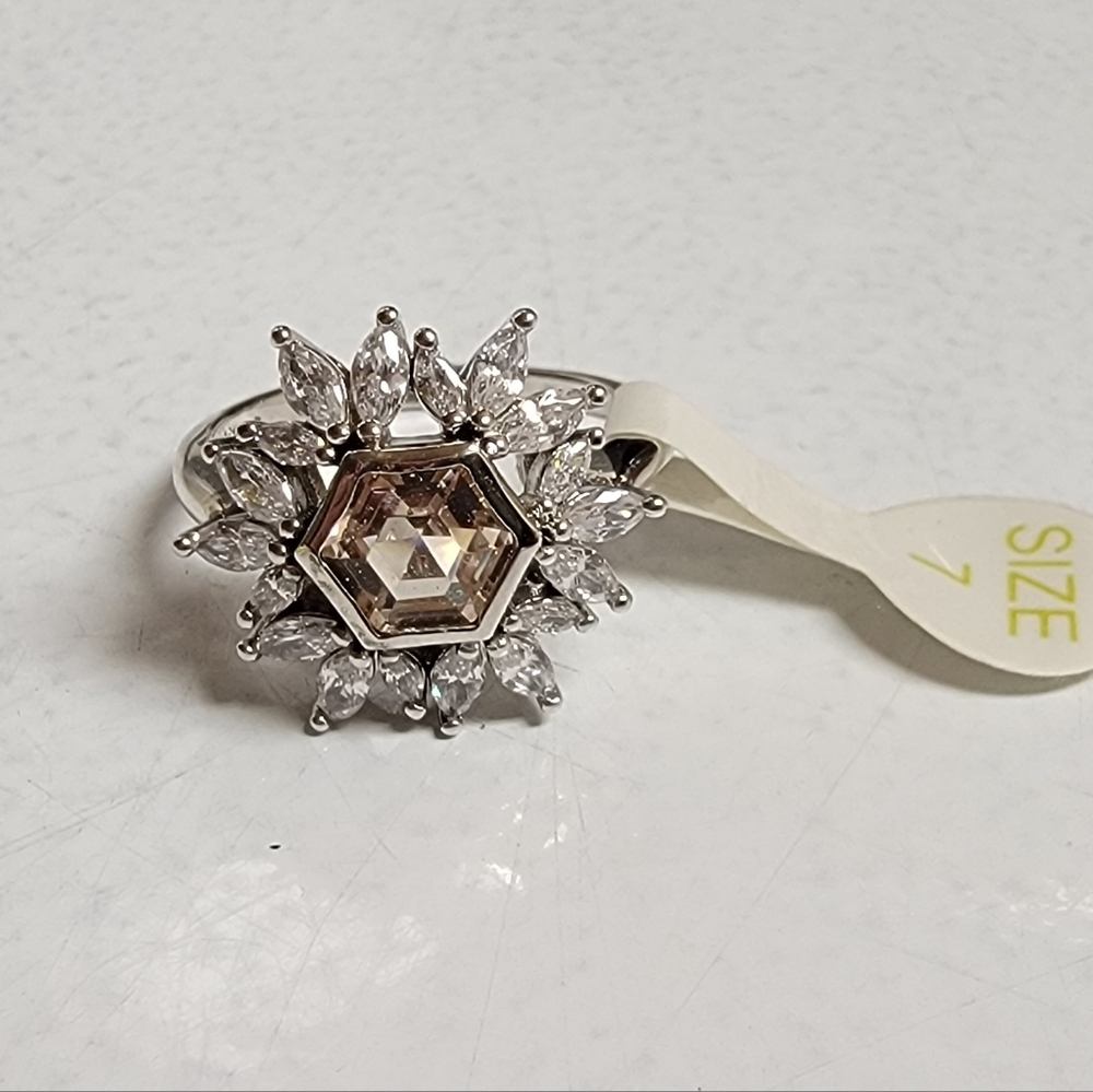 Bomb Party Size 7 Flower Ring Morganite Color With Clear Stones